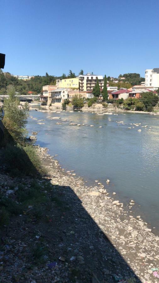 Apartment Riverside Kutaisi Exterior foto